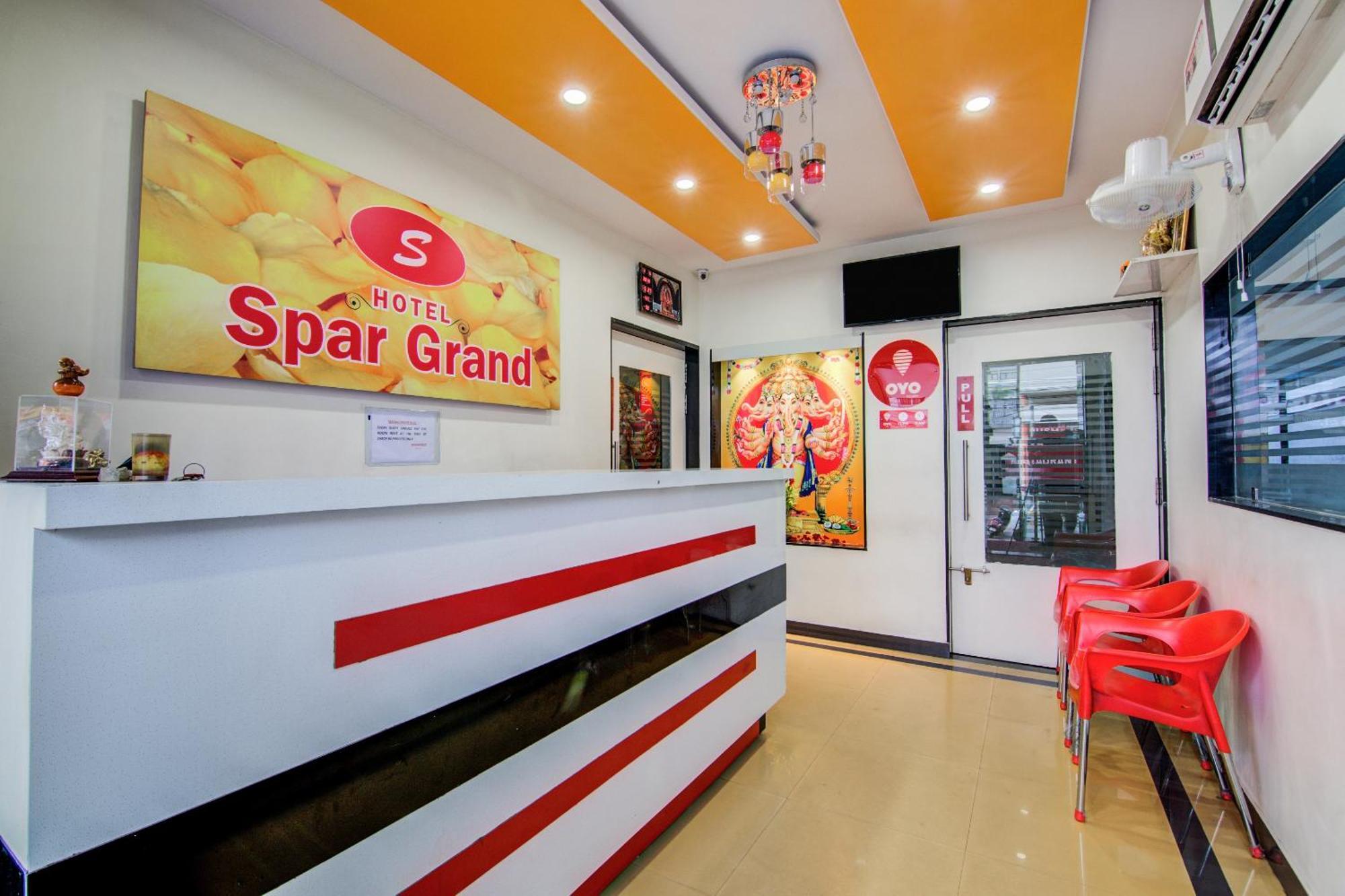 ホテル Collection O Spar Grand ヴィシャーカパトナム エクステリア 写真