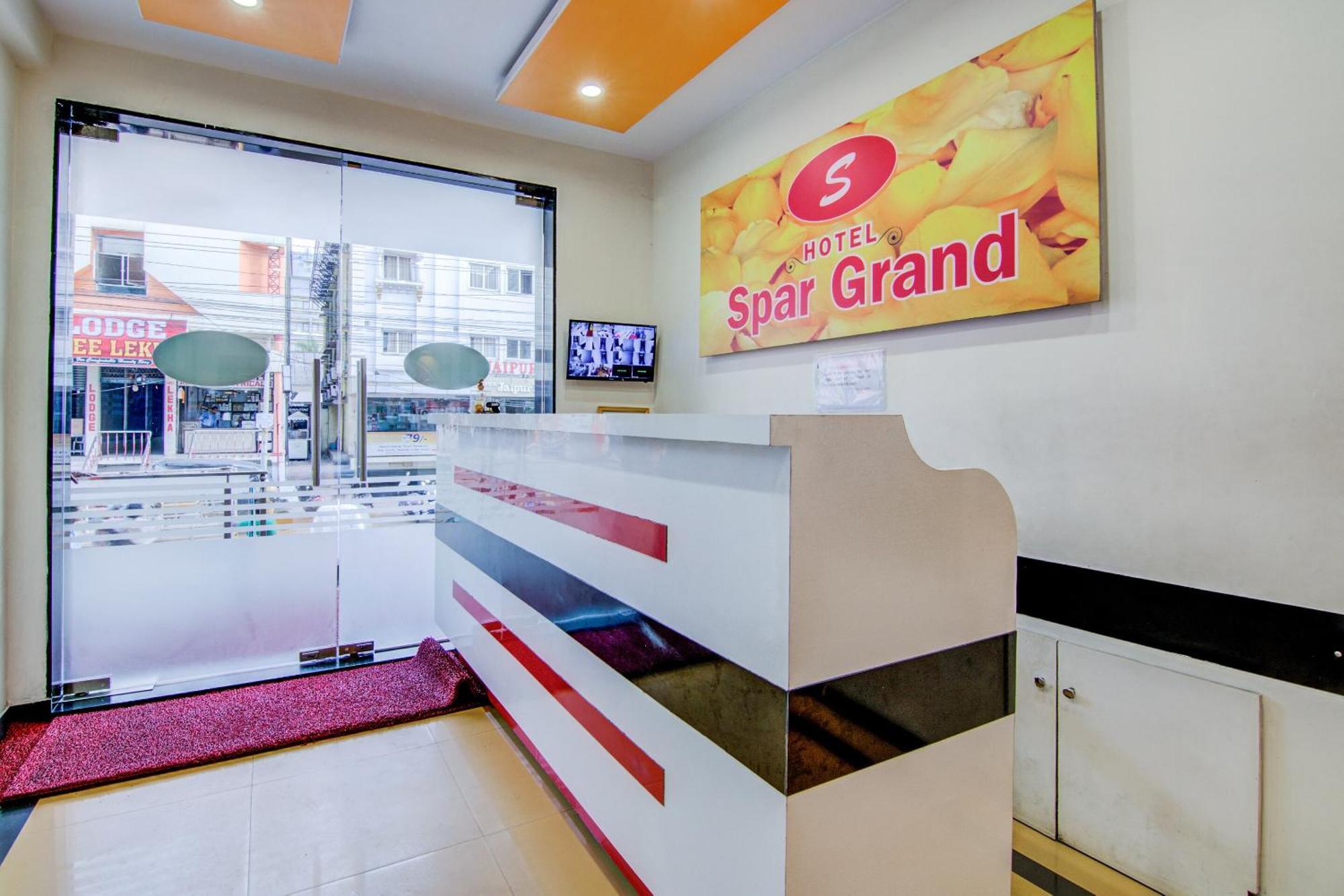 ホテル Collection O Spar Grand ヴィシャーカパトナム エクステリア 写真