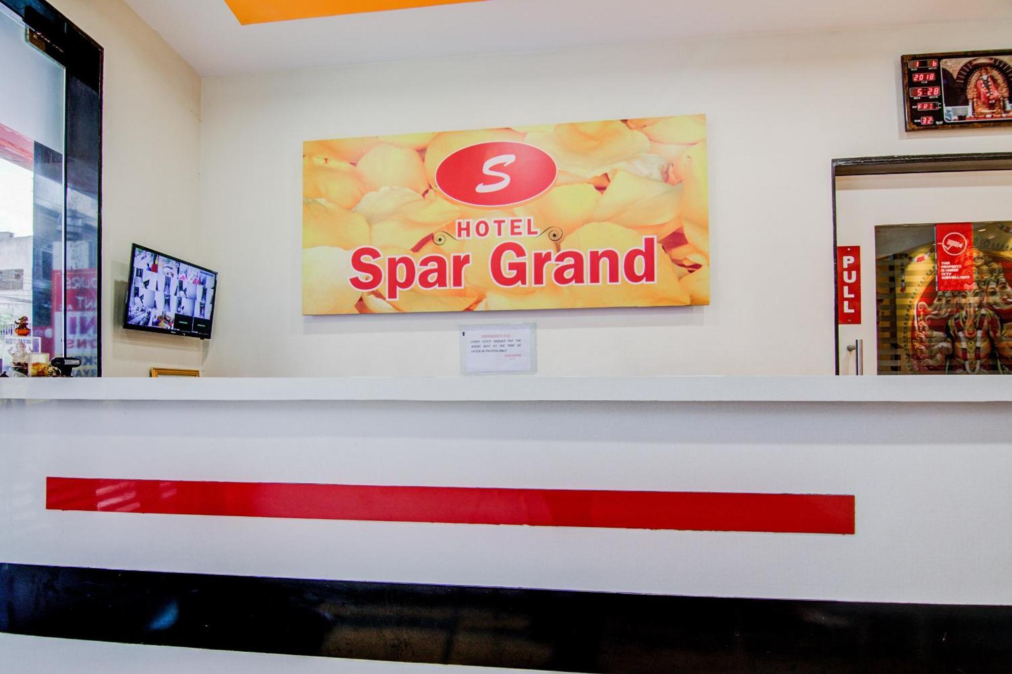 ホテル Collection O Spar Grand ヴィシャーカパトナム エクステリア 写真